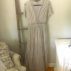 Lace V-neck Short Sleeve Dress